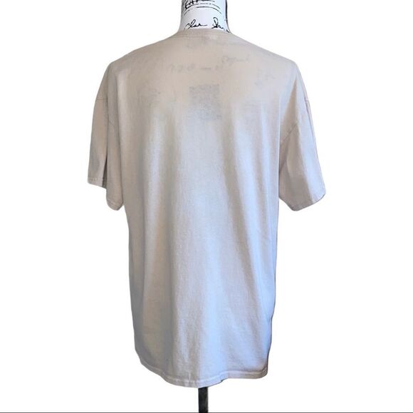 Delta Smart Kitty Cat Tee Shirt - Picture 3 of 7